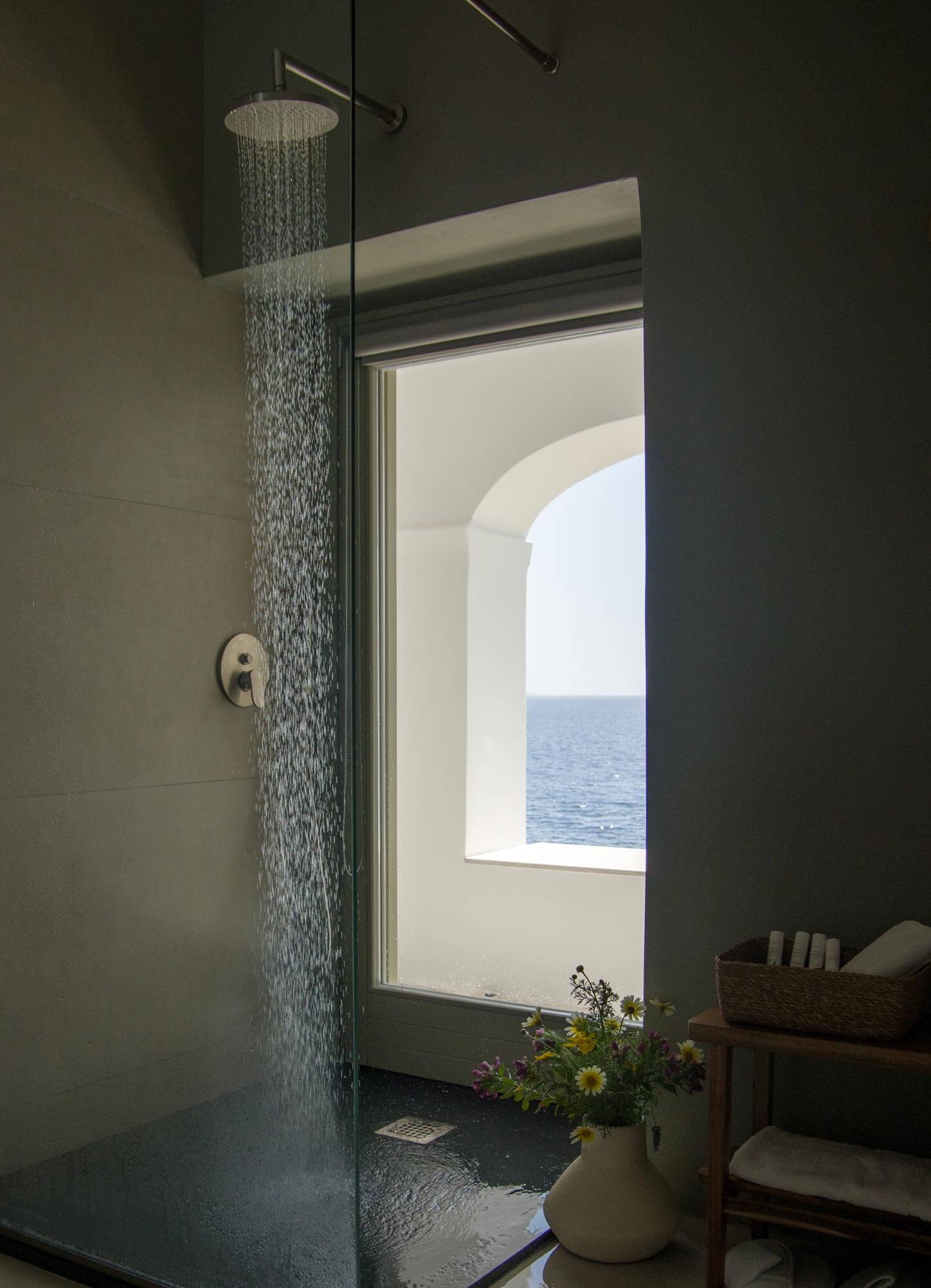 Krinakia suites bedroom with sea view