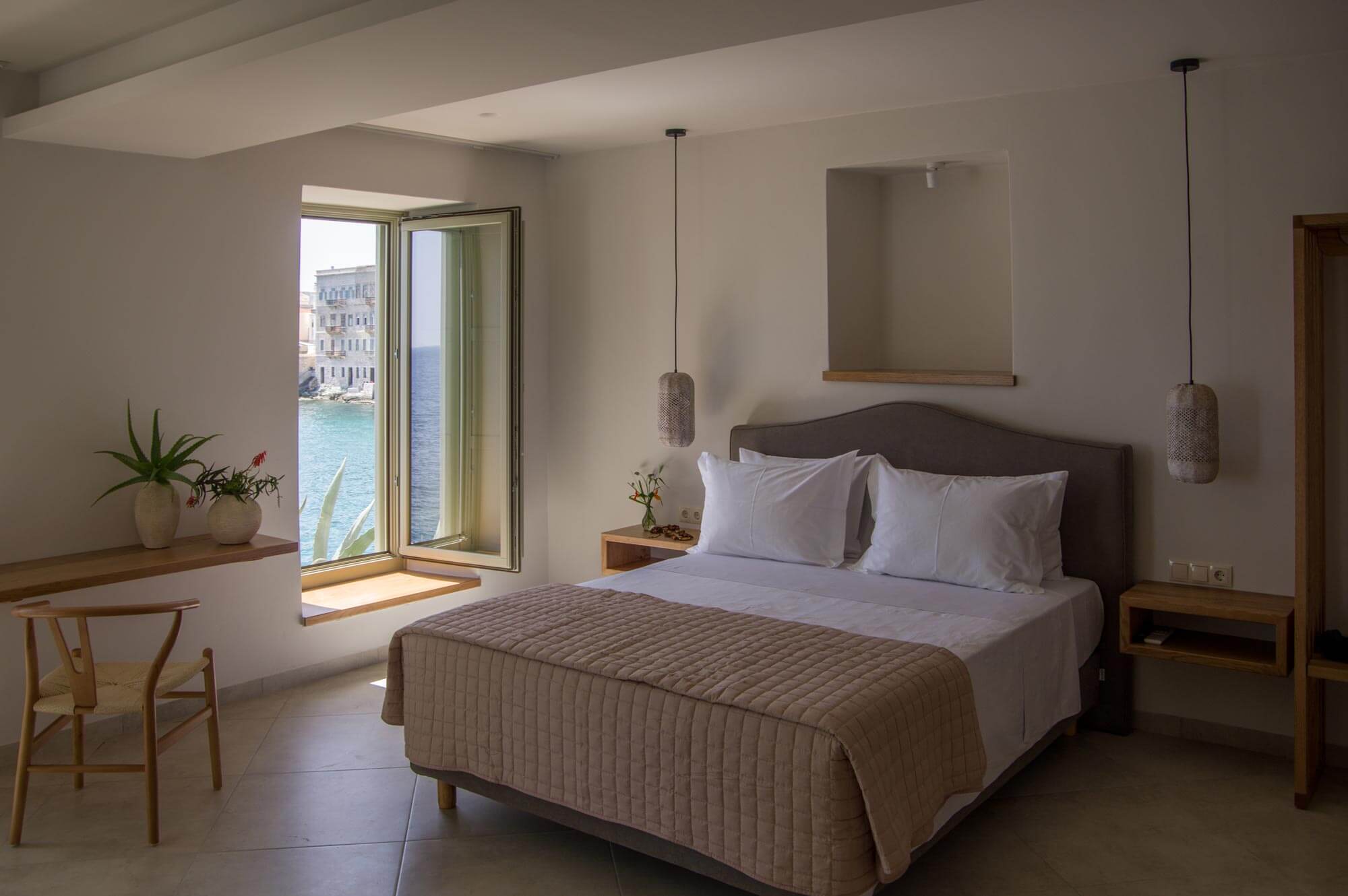 Krinakia suites bedroom with sea view