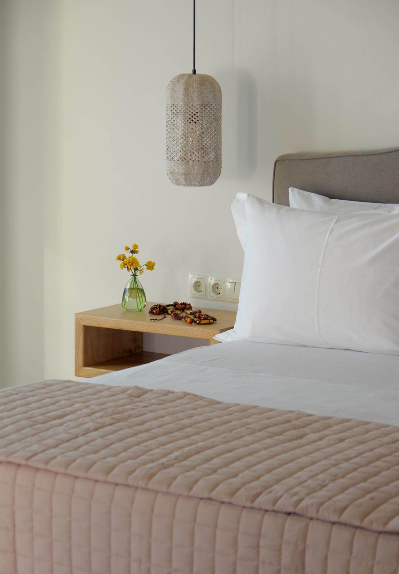 Krinakia suite, bedroom, living room 